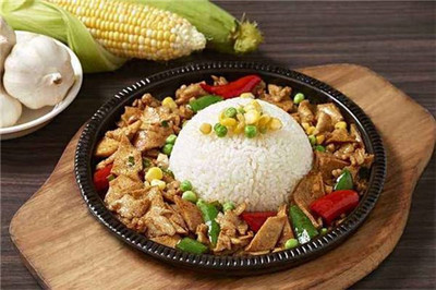 九秒拌鐵板飯 打造新式快餐體驗(yàn)的市場(chǎng)營(yíng)銷策劃