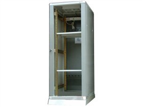深度解析Bottom 1800系列網絡機柜(BT18632) 優缺點與購買建議